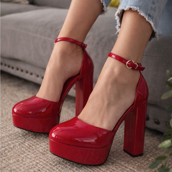 Shoe Dazzle Shoes - Shoe Dazzle Glossy Red Platform Heels